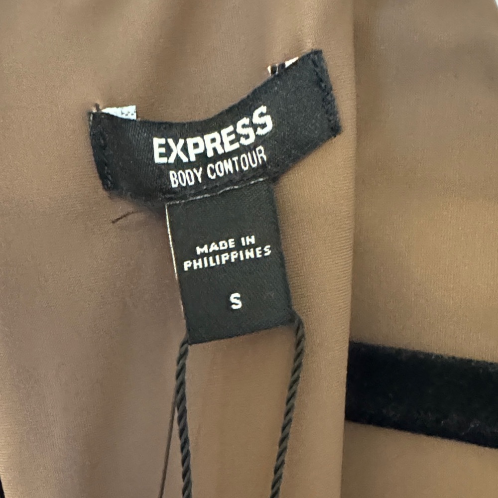 Elegant Brown Sleeveless Dress - Picture 4 of 6